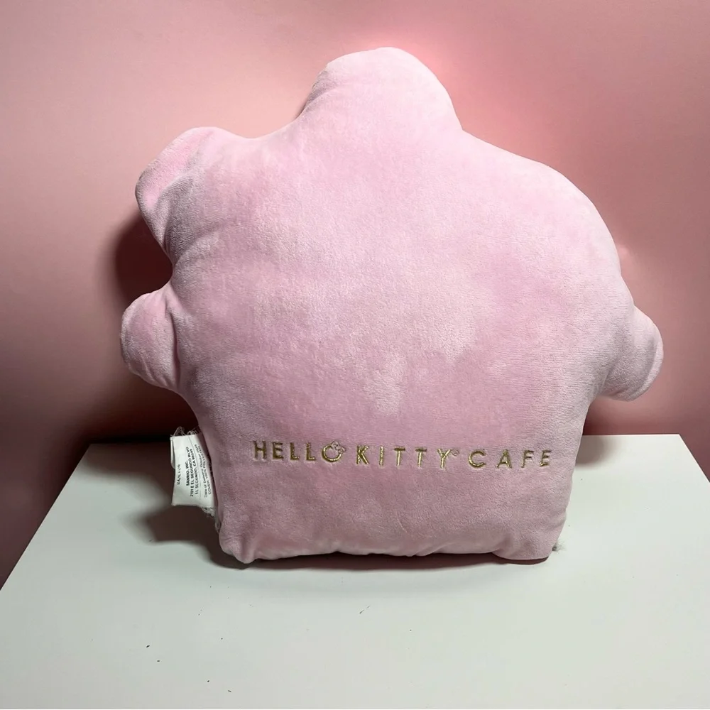Y2K 2000s mcbling Sanrio hello kitty cafe cupcake pillow